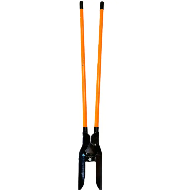 Bear Insulated Carbon Steel Posthole Digger / Shovel