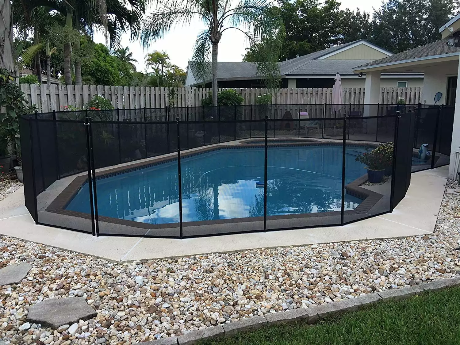 WaterWarden 4' x 12' Pool Safety Fence UL Certified to ASTM Safety Standard 4