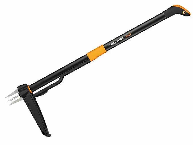 Fiskars Xact Weed Puller | Rust Resistant | Non-Slip