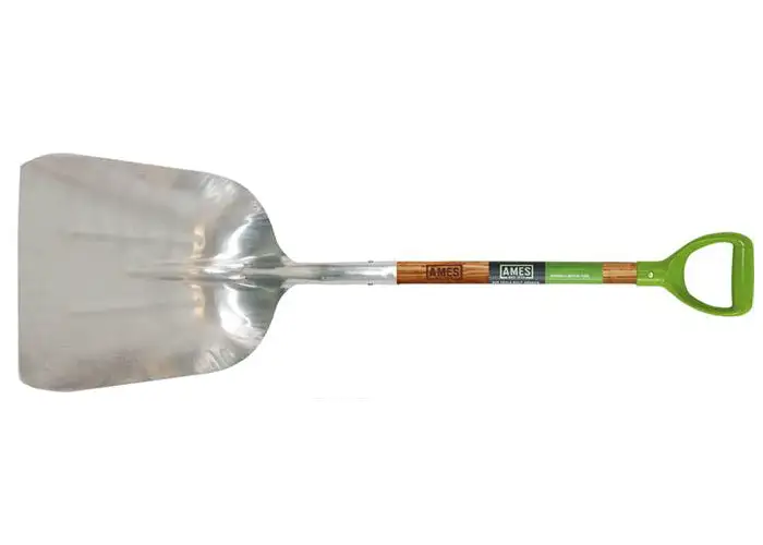 Market Crank Umbrella Outdoor Cooler and Picnic Shade Seasonal Trends