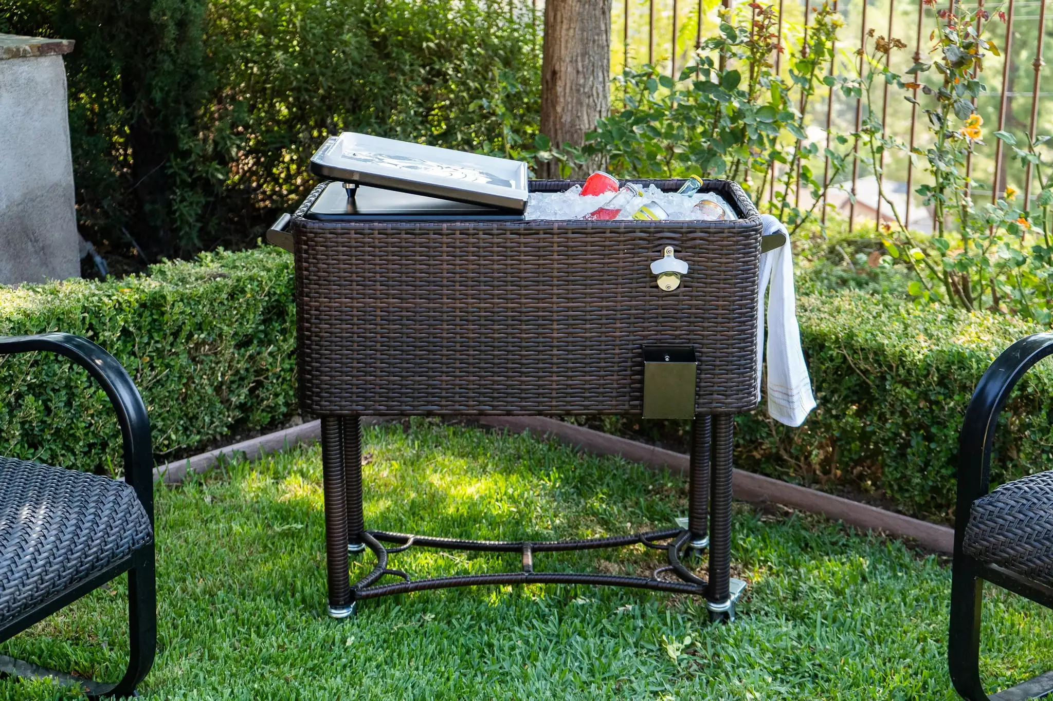 Permasteel 80-QT Wicker Outdoor Patio Cooler Cart Wheels and Handle Brown